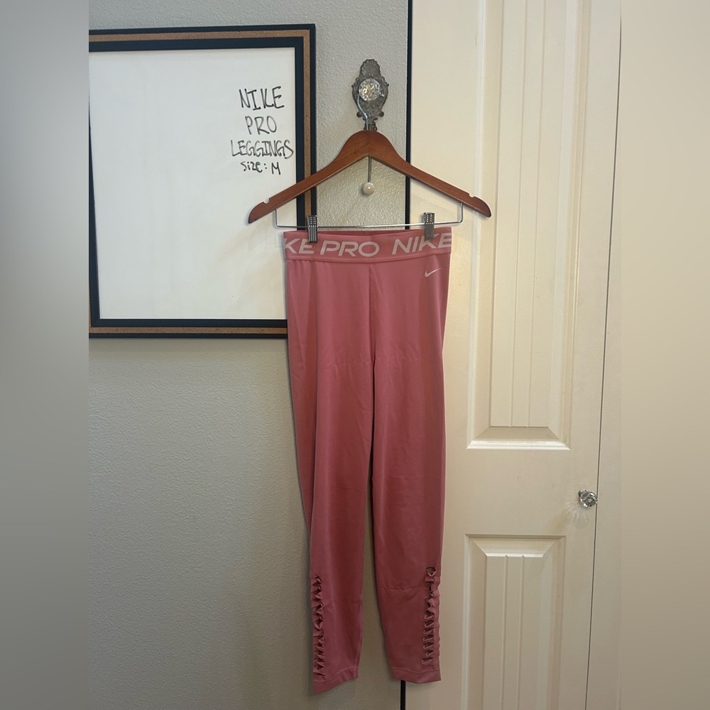 Nike Pro Rose Leggings